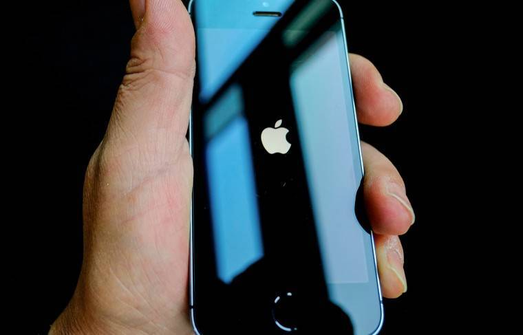 Apple выпустит iPhone SE 2 в срок, но может не успеть с iPhone 12