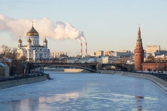 Синоптики рассказали о сохранении погодных аномалий в Москве