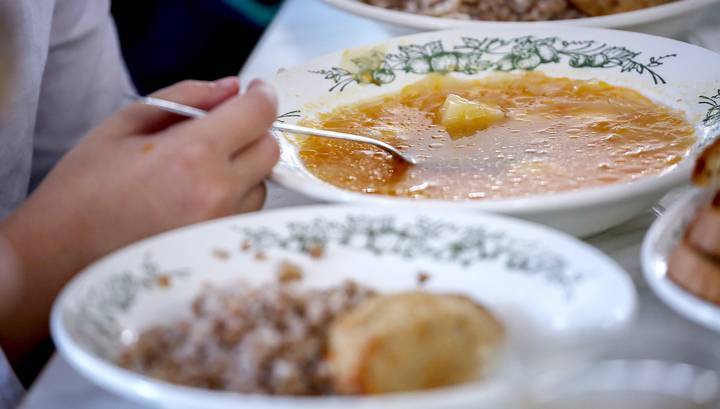 Законопроект о бесплатном обеде для школьников примут 18 февраля