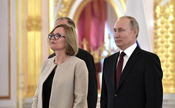 Новый посол Великобритании в РФ будет передвигаться по Москве на электромобиле