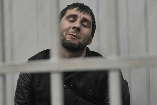 «Где вы роетесь?» Песков ответил на вопрос о застолье убийцы Немцова