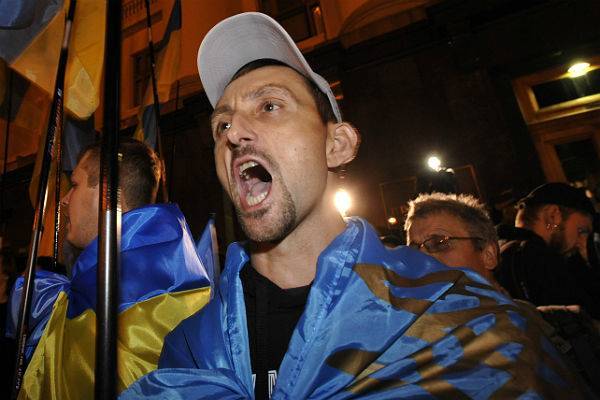 Песков рассказал о последствиях государственной русофобии на Украине