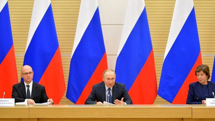 Путин предложил закрепить в Конституции положение об индексации пенсий