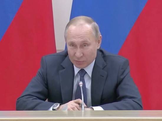 Путин ответил Прилепину, предложившему закрепить в Конституции ядерный статус
