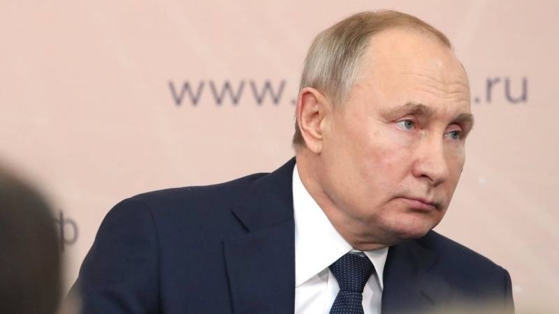 Путину понравилась идея закрепить запрет на отчуждение территории России