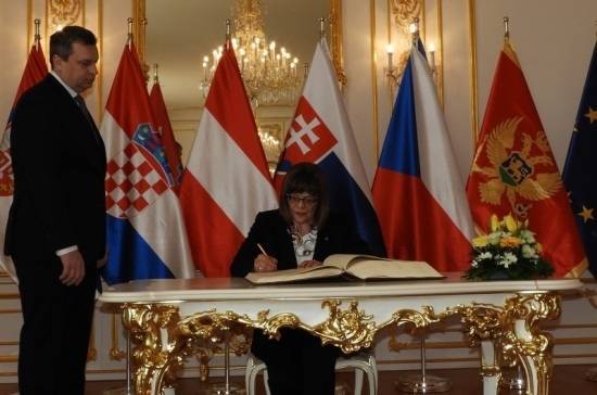 Спикер парламента Сербии заявила о приверженности республики европейскому пути