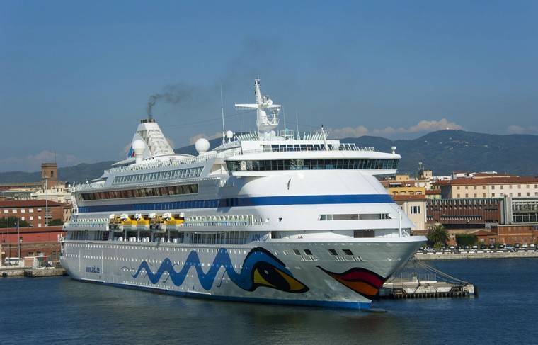 Вьетнам из-за коронавируса не пустил в порт итальянское круизное судно