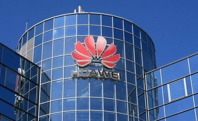 Власти США предъявили новые обвинения Huawei