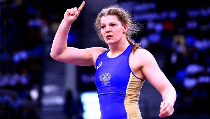 Россиянки выиграли три золота на борцовском Евро-2020