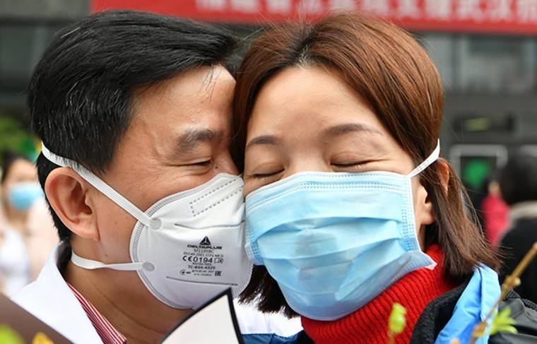 Больше 100 человек умерло за сутки от коронавируса в Китае