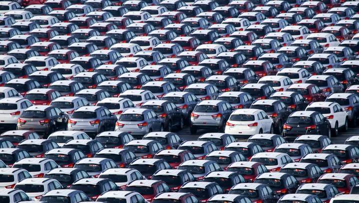 Fitch предупредило о снижении продаж автомобилей в мире из-за коронавируса