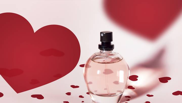 Эксперты отмечают рост продаж контрафактной парфюмерии на День всех влюбленных