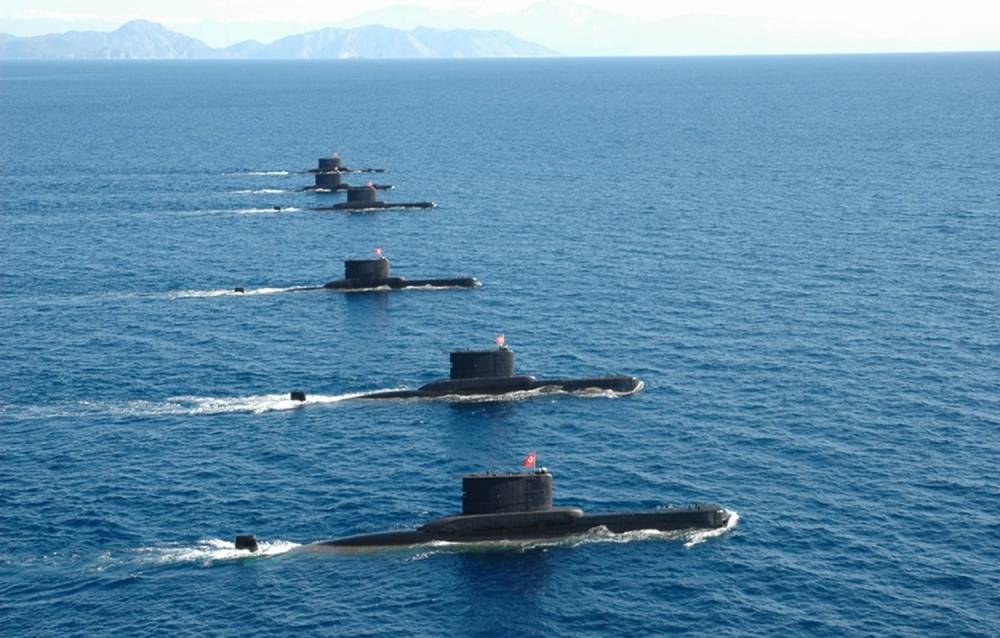 Турецкие подлодки отогнали от берегов Крыма