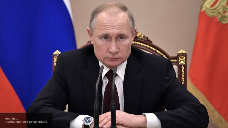 Путин включил Мишустина в комиссию ВТС России с зарубежными странами