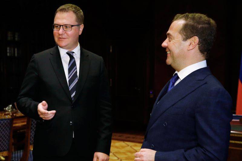 Бывший пресс-секретарь Медведева стал его помощником в Совбезе