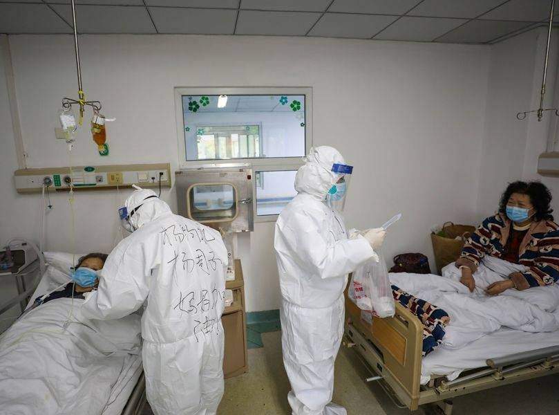 В Китае заявили, что плазма крови выздоровевших помогает при коронавирусе