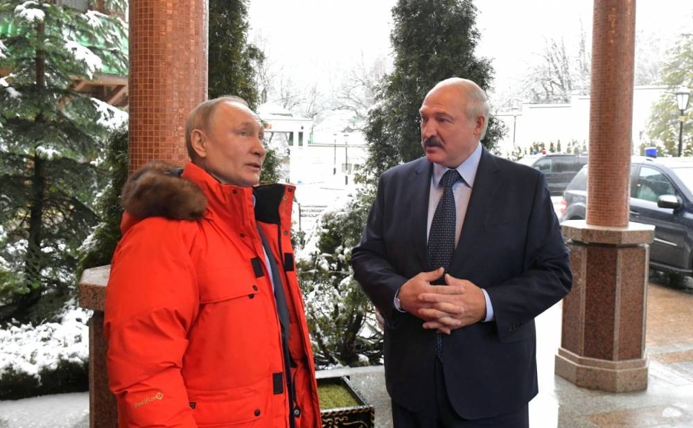 Лукашенко рассказал о своей аккуратной тактике на переговорах с Путиным в Сочи