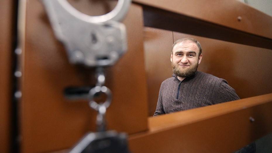 "Им есть о чем поговорить": Арашуков и Абызов оказались в одной камере