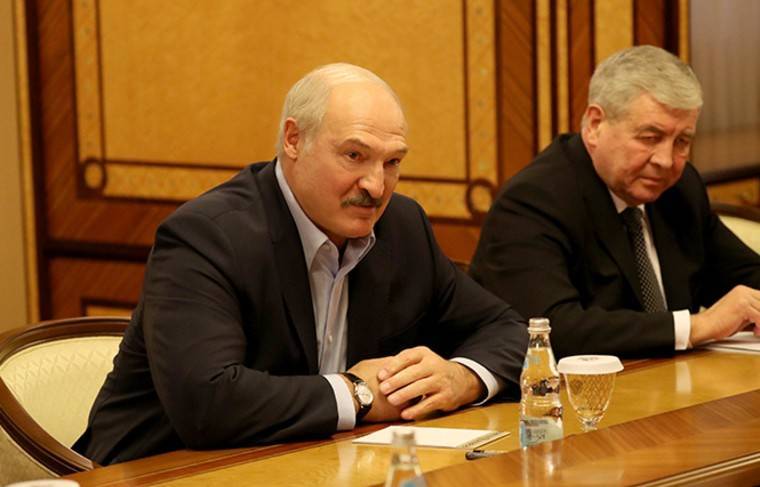Лукашенко пригрозил России штрафами за срыв стройки БелАЭС