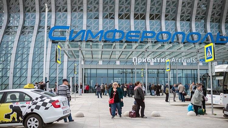 Кто стал лучшим тайным пассажиром аэропорта "Симферополь"