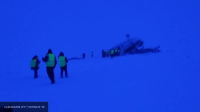 При жесткой посадке Ми-8 на Ямале погибли два члена экипажа, сообщили экстренные службы