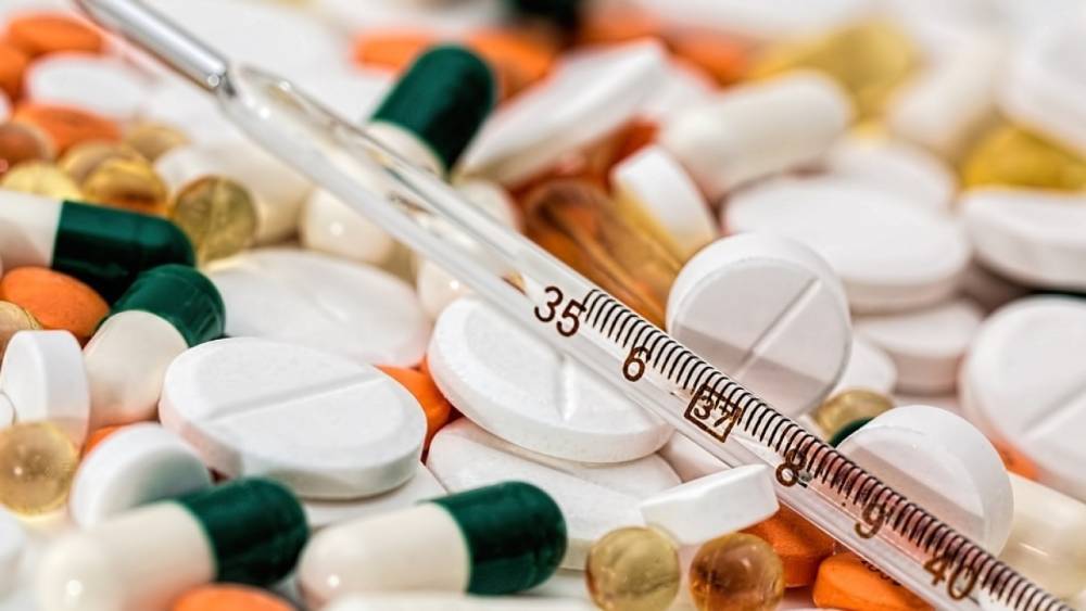 Минздрав РФ планирует упростить процедуру закупки иностранных лекарств для онкобольных