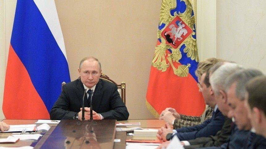 Путин обсудил с Совбезом РФ ситуацию с коронавирусом и обстановку в Идлибе