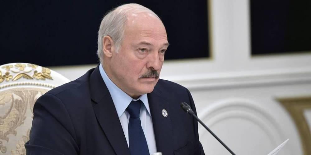 Лукашенко угрожает самовольно отбирать нефть из транзитной трубы