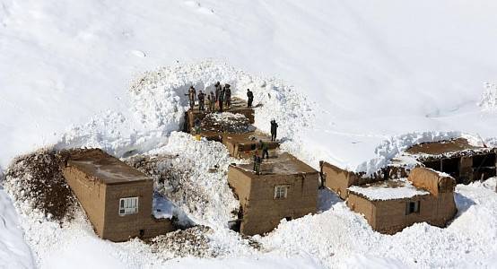 В Афганистане от снежной лавины погибли более 20 человек