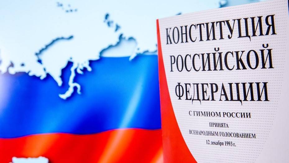 СМИ: в Кремле рассматривают две даты голосования по поправкам к Конституции