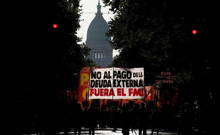 Pagina12 (Аргентина): Гусман рассказал депутатам о деталях переговоров по внешнему долгу
