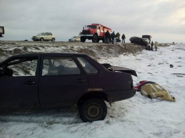 Пять человек пострадали в ДТП под Астраханью
