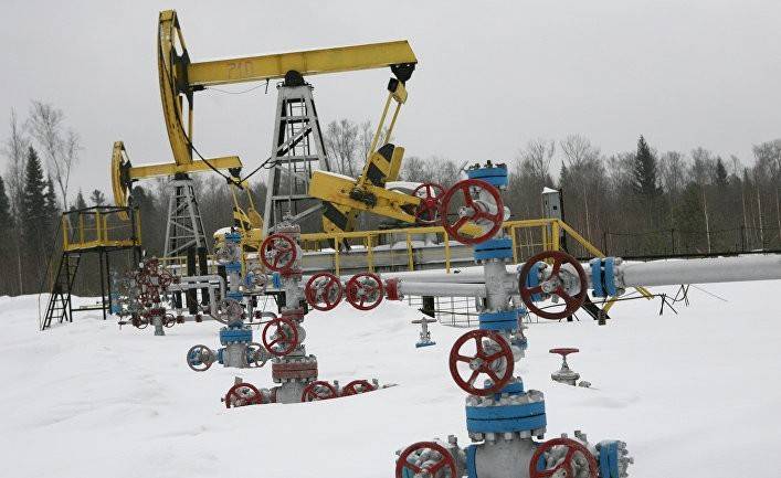 Der Standard: нефть дешевеет, но Россия не сокращает добычу