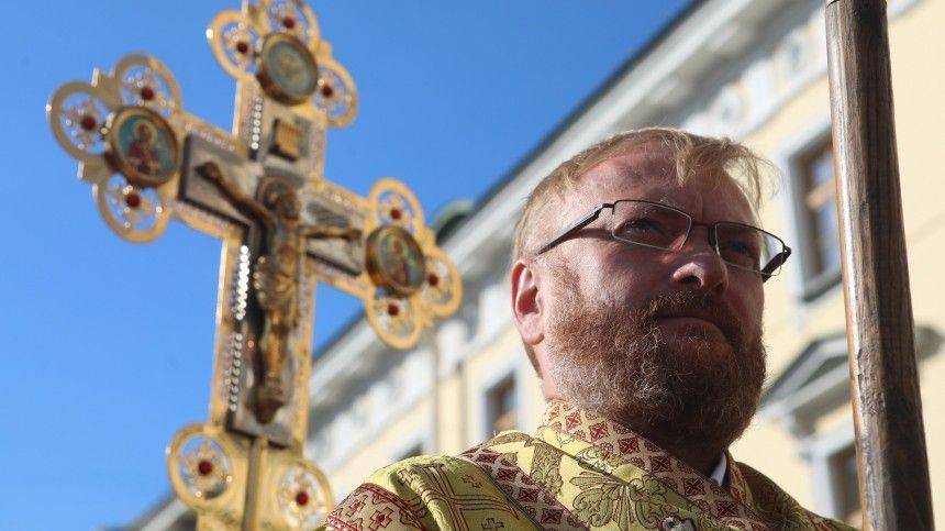 Виталий Милонов раскритиковал клип Киркорова: «Пусть католики по лбу ему дадут!»