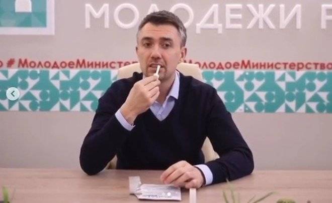 Министр молодежи Татарстана сдал тест на ВИЧ