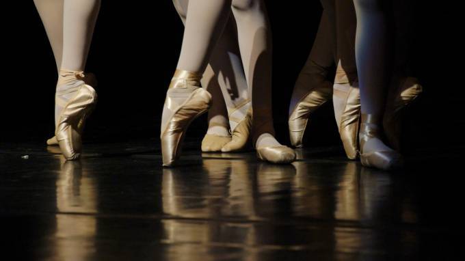 В музее Достоевского доступна выставка, посвященная балету