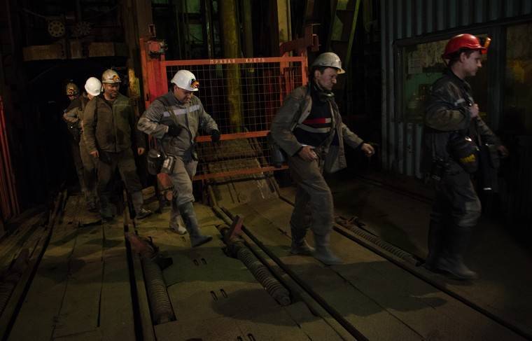 Горняков эвакуировали из шахты под Белгородом из-за задымления - news.ru - Россия - Белгород