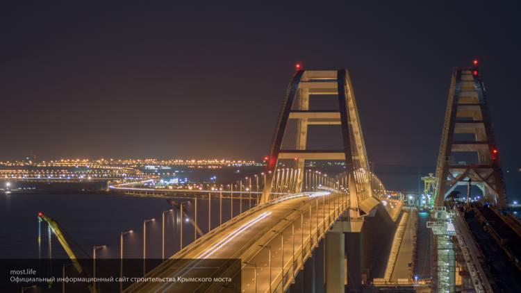 Крымский мост установил рекорд, пропустив 36 тысяч автомашин за сутки