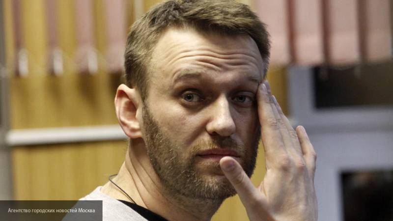 Навальный продолжает неконструктивную критику предложенных поправок к Конституции РФ