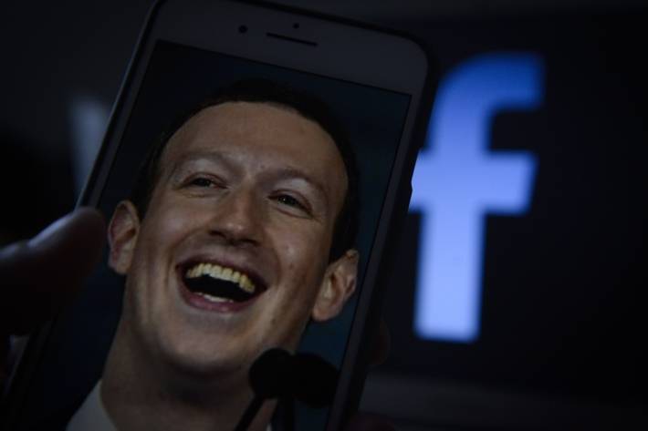 Facebook угрожает безопасности России, не предоставляя силовикам данные террористов