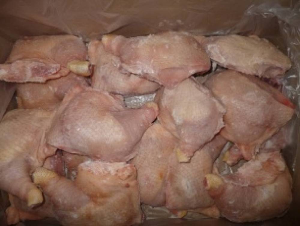 В порту Калининграда задержали 26 тонн бразильской курицы