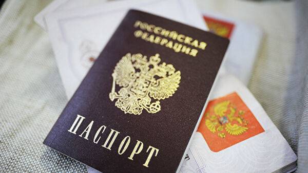 Россиян могут обязать менять паспорт после 60 лет