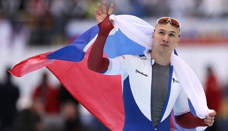 Конькобежец Кулижников рассказал о победе на чемпионате мира с вывихом
