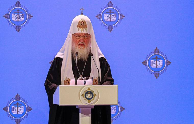 Патриарх Кирилл назвал семью главным идеалом для молодёжи