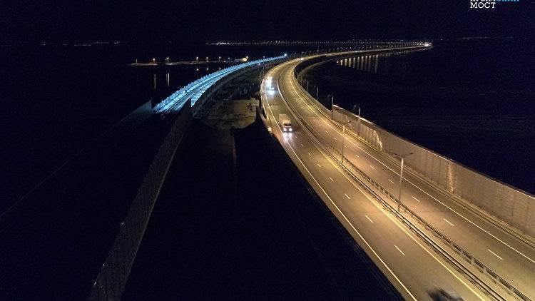 Дитрих назвал рекорд трафика по Крымскому мосту за прошлый год