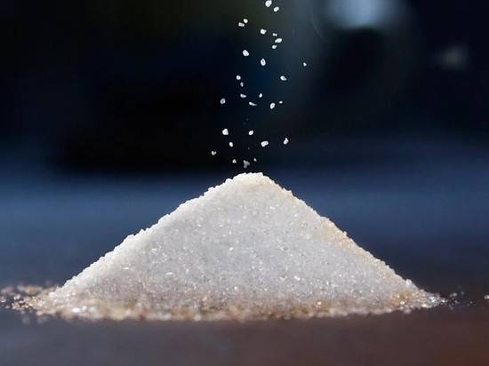 Лукашенко: директора сахарных заводов согласились грузить навоз