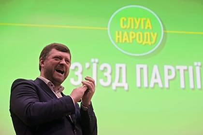 Партия Зеленского объявила о переходе к идеологии «третьего пути»