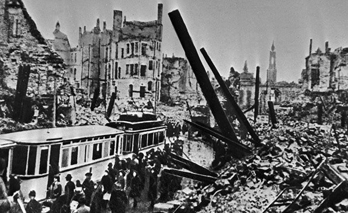 ABC (Испания): испанская трагедия, которая послужила прецедентом для убийства союзниками тысяч мирных жителей в Дрездене