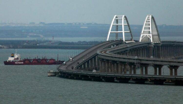 Стал известен рекорд движения по Крымскому мосту в 2019 году
