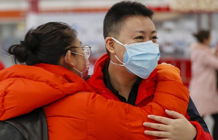 Больше 140 человек за сутки умерло от коронавируса в КНР